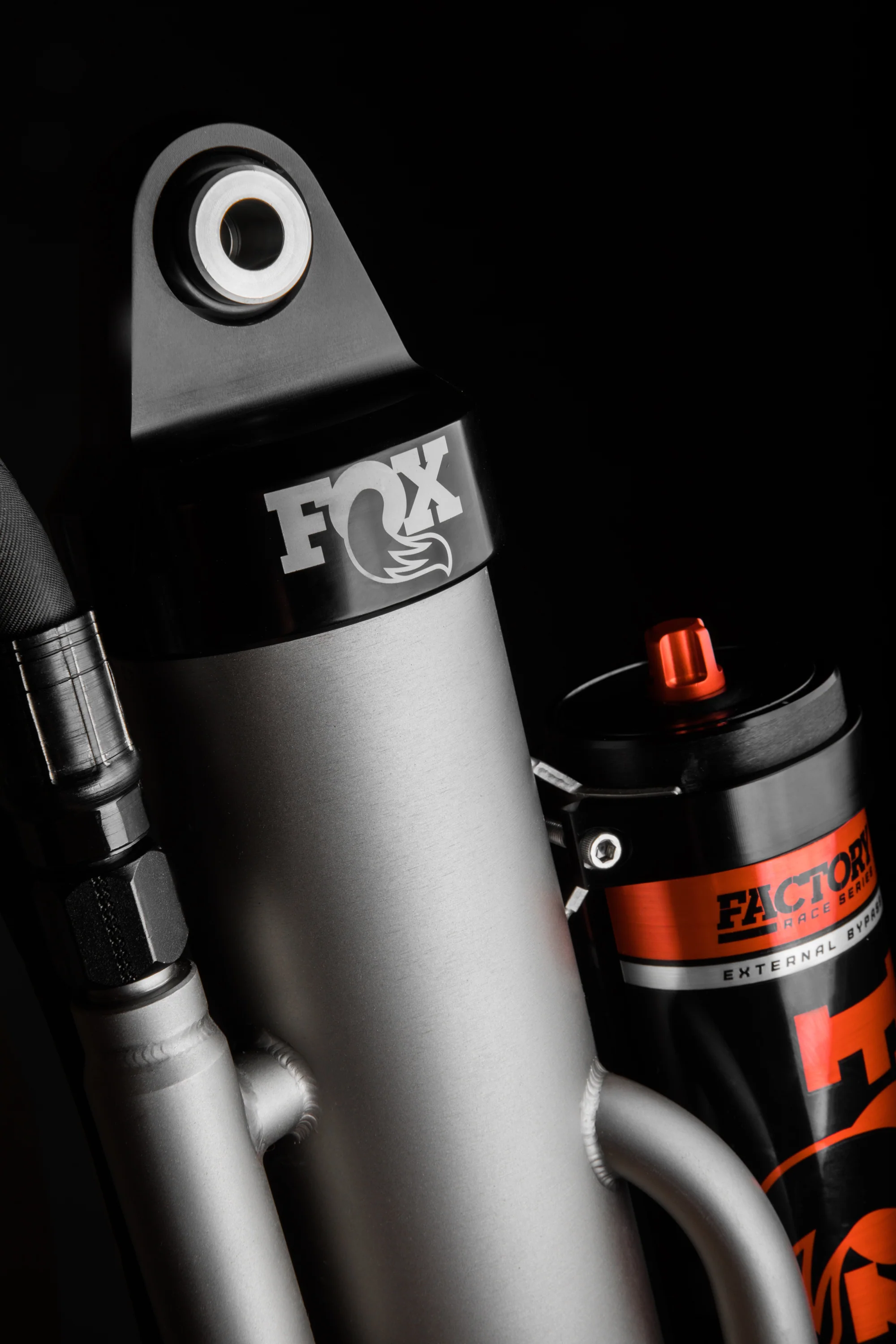 Fox 3.0 External Bypass Piggyback QAB with ECS2 External Cooling System - Image 4