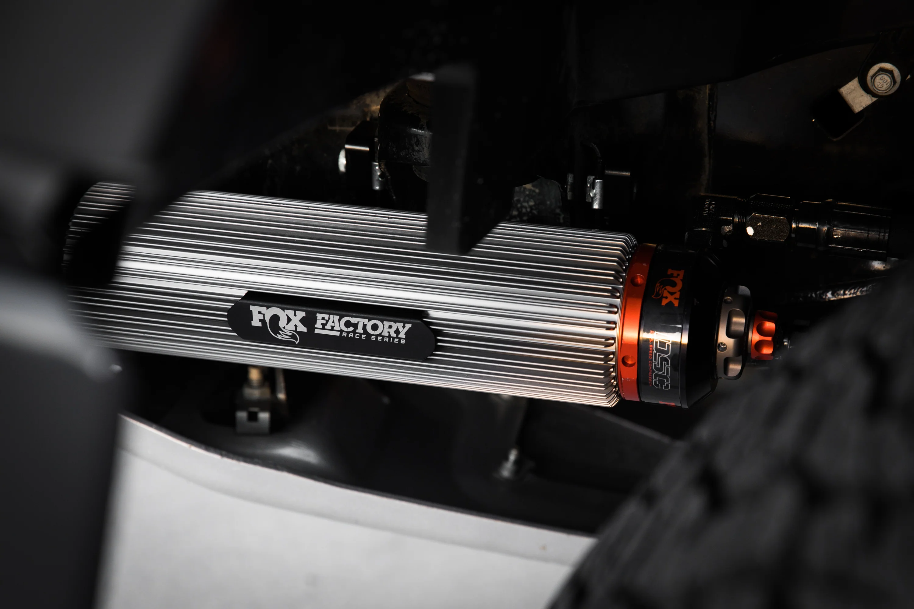 Fox 3.0 Factory Series Coil-Over Internal Bypass Recirculating Finned Remote DSC - Image 13